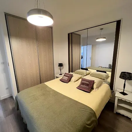 Le Victoria I - Point - 50m2 Νανσύ